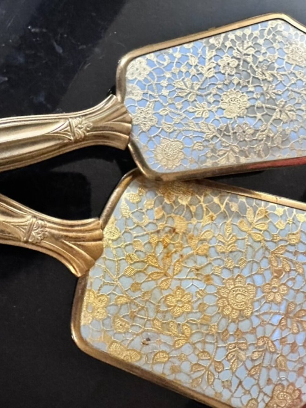 Vintage Mid Century Gold Tone Vanity Mirror & Hair Brush Set Floral Lace 1955–65 - Picture 8 of 8